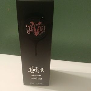 Kat Von D foundation